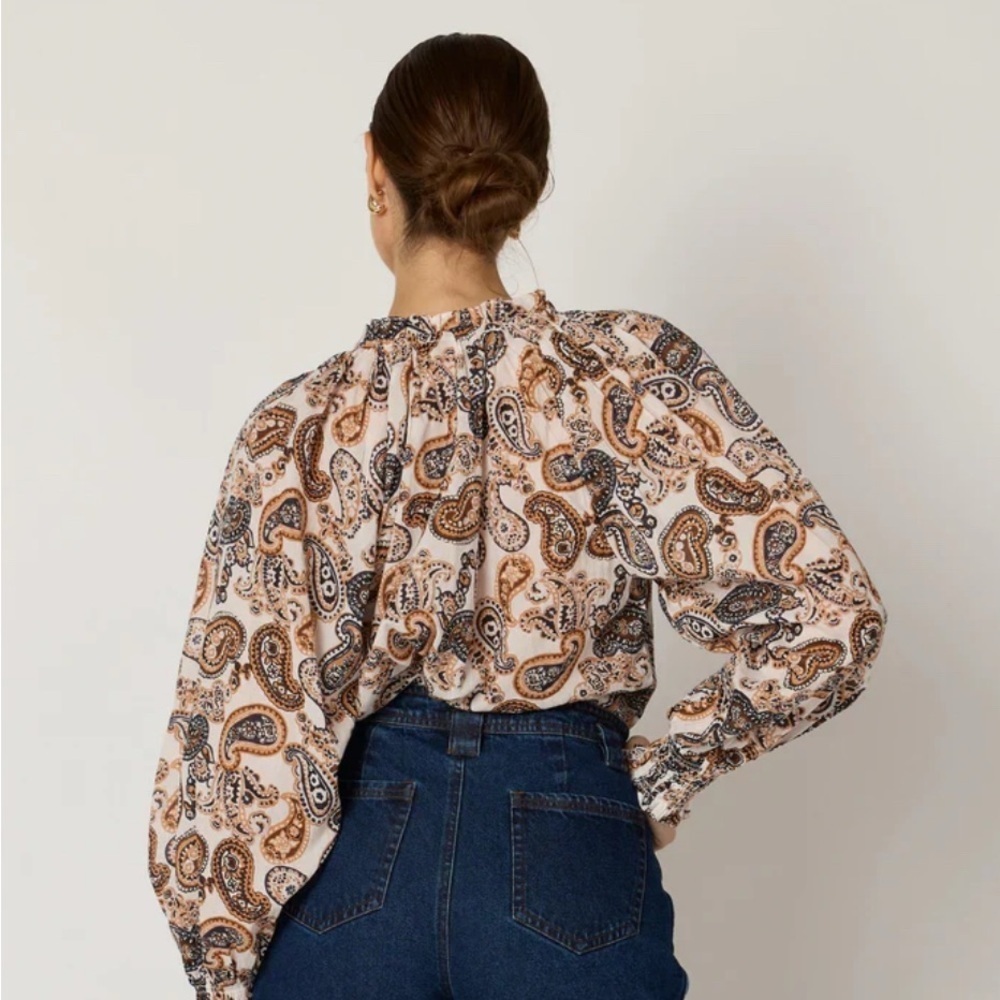 NWT Cleobella Ivy Blouse Nutmeg Paisley Blouse ✨🏈